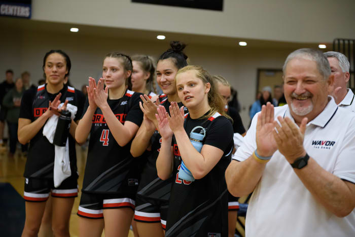 2023-4-2-WAVOR-Girls-POSTGAME-2718-NR-clear